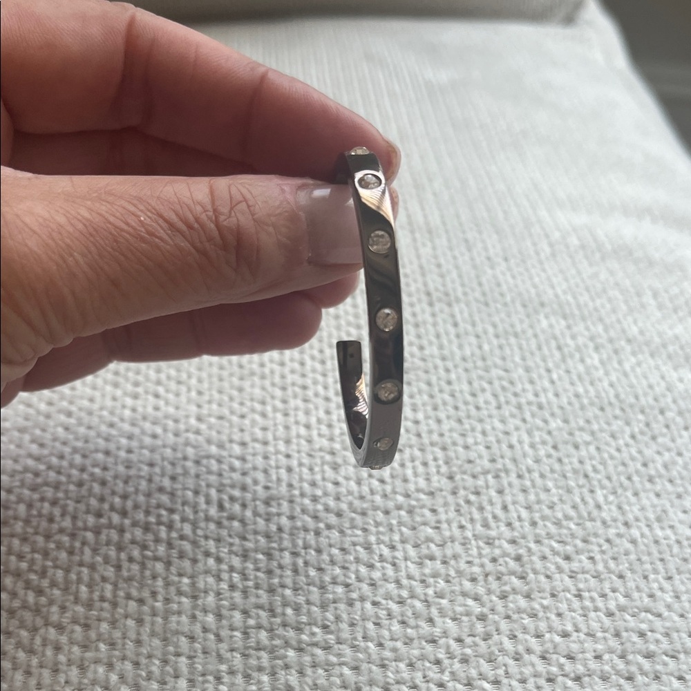 Givenchy bronze Crystal-Studded Hoop Earrings - Picture 4 of 5